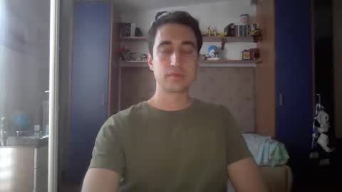 Snapshot of luca_f4 chatting on September 11, 9:41 am Luca online show from September 11, 9:41 am