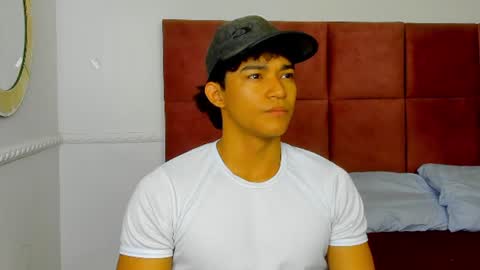 luca_mashle online show from July 22, 3:31 am