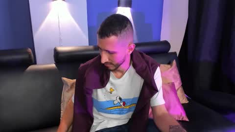 Lucas online show from February 3, 2:53 am