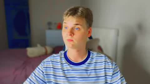 Lucas Gill online show from May 24, 10:16 pm