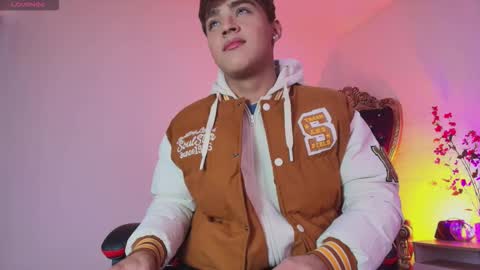 Lucas lovee online show from March 22, 1:16 pm