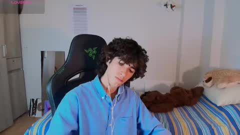 lucas_xo online show from March 5, 9:44 pm