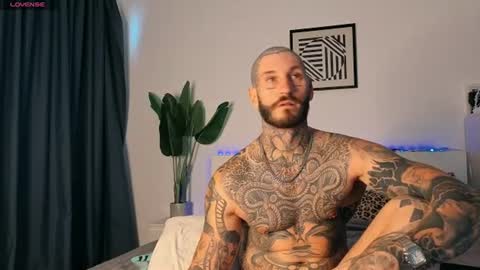 lucasexclusive online show from June 11, 5:27 am