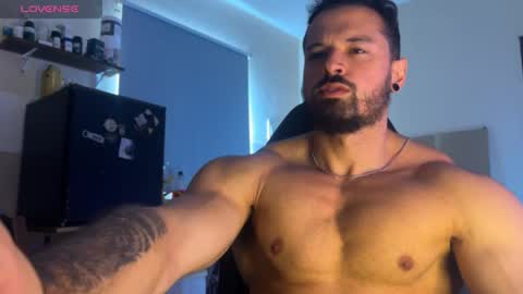 lucasfit24 online show from January 14, 3:06 pm