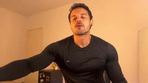lucasfit24 online show from June 25, 12:57 am
