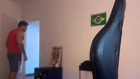 lucasfit24 online show from July 15, 3:08 pm