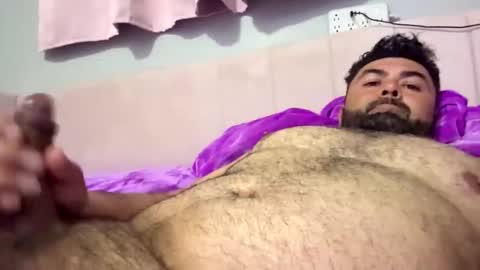 lucasmagana85 online show from May 11, 5:31 am