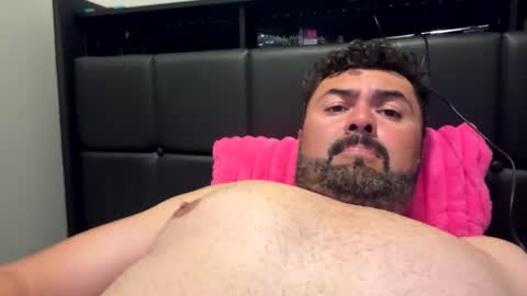 lucasmagana85 online show from June 1, 5:29 am