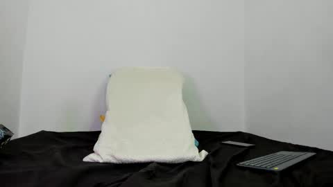 LUCAS TORREZ online show from March 23, 1:11 am