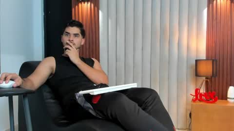 Luciano online show from July 16, 6:37 pm
