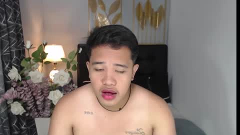 Luciferhotcum online show from February 8, 1:44 pm