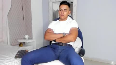 Leo online show from February 12, 11:49 am