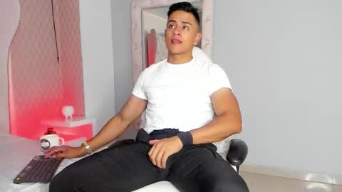 Leo online show from February 11, 11:48 am