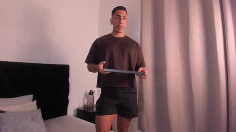 Lucio online show from November 17, 11:46 am