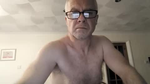 luckypuppy222 online show from February 25, 4:02 am