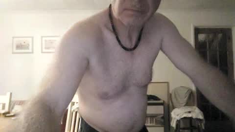 luckypuppy222 online show from August 4, 1:00 am