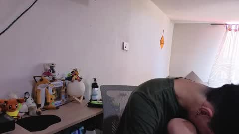 Lu Independent Model online show from March 19, 5:27 pm