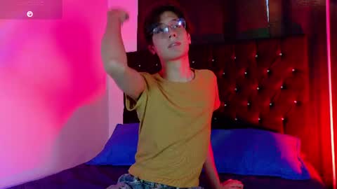 Lui online show from June 27, 7:52 pm