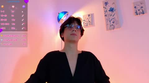 Lui online show from March 27, 8:26 am