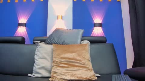 Luis AS online show from October 29, 12:52 pm