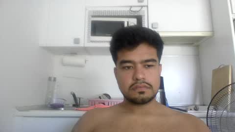luisjose1998 online show from August 5, 10:09 am