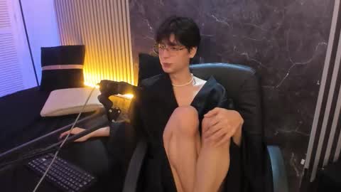Snapshot of luixdust1 chatting on October 8, 4:17 am luixdust1 online show from October 8, 4:17 am