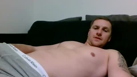 luke5t online show from December 16, 6:04 pm