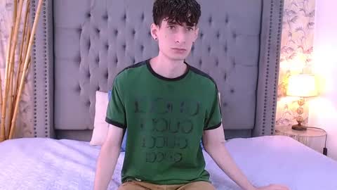 luke_carter online show from September 23, 1:10 pm