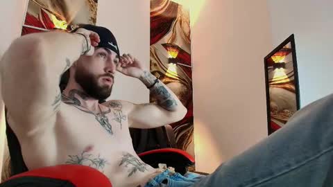 LUKE online show from October 31, 1:36 pm