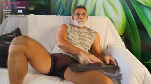 Luke Crews online show from January 13, 5:50 pm