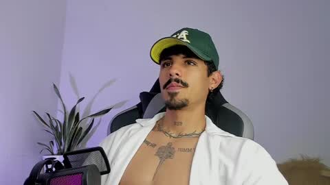 Luke Taylor online show from March 31, 1:02 pm