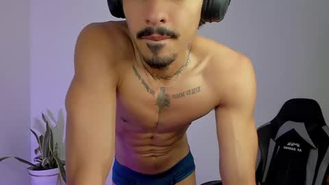 Luke Taylor online show from June 5, 11:43 pm