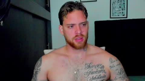 Snapshot of lukeglanton17 chatting on December 27, 2:47 am Luke online show from December 27, 2:47 am