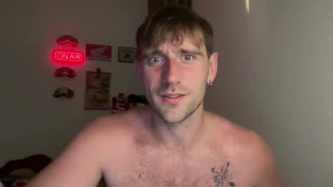 MR. Luke Gunn online show from April 7, 11:27 pm