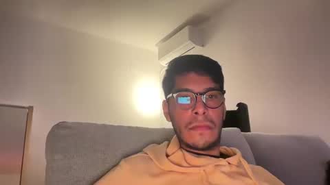 morenitoisonfire online show from March 4, 11:43 pm