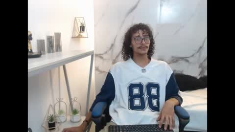 Vanity ErosX online show from May 27, 1:52 pm