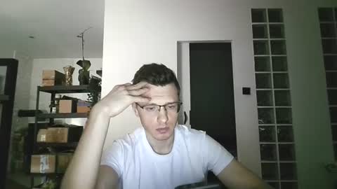 Andrew independent model 2000-0000 CET daily online show from July 30, 12:15 pm