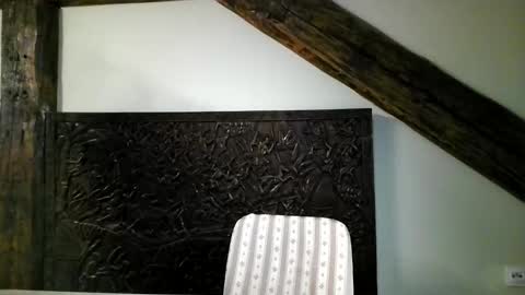 Andrew independent model 2000-0000 CET daily online show from April 15, 7:25 pm