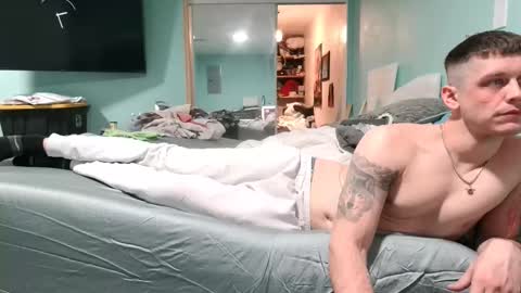  GUY ---  GIRL online show from October 30, 8:27 am