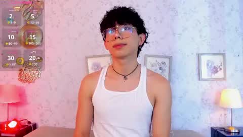 Lyan online show from July 28, 8:01 pm