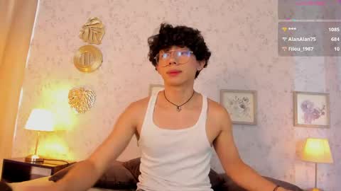 Lyan online show from June 3, 7:41 pm