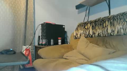 slut slave lol online show from January 18, 7:49 pm