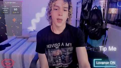 Lyric online show from February 24, 4:35 am