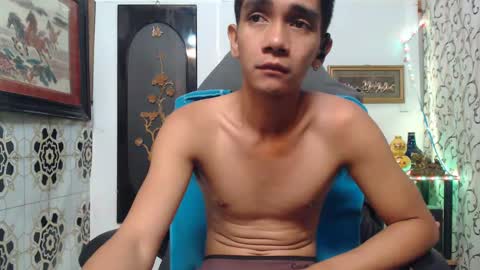 Snapshot of lyubovmoya3 chatting on December 26, 11:24 pm SWEETPINOY online show from December 26, 11:24 pm