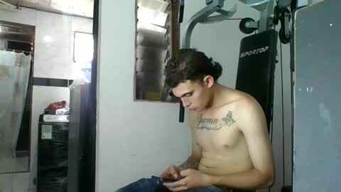 m0ntana777 online show from September 20, 6:41 pm