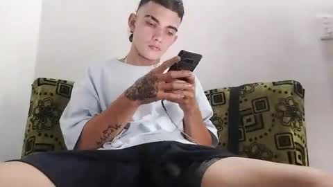 m0ntana777 online show from February 22, 12:19 pm