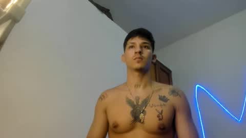 itgram pezlo josue online show from January 12, 1:53 am