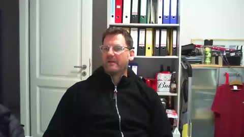 Snapshot of macfly67 chatting on January 23, 7:07 pm macfly67 online show from January 23, 7:07 pm