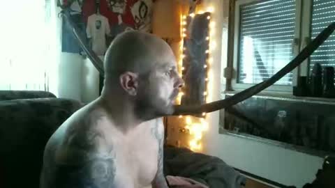 Manuel online show from January 4, 2:46 pm