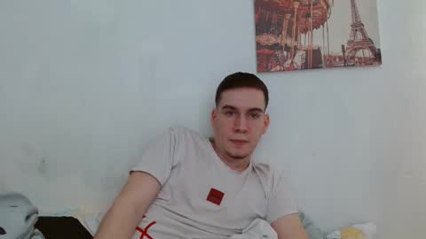 magic_fantasy77 online show from May 3, 5:54 am